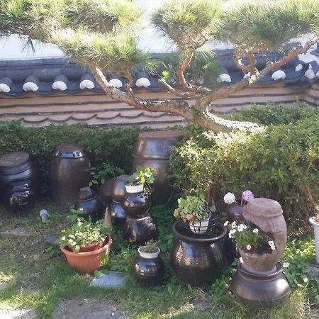 Yeonwoodang Guesthouse Jeonju Ngoại thất bức ảnh